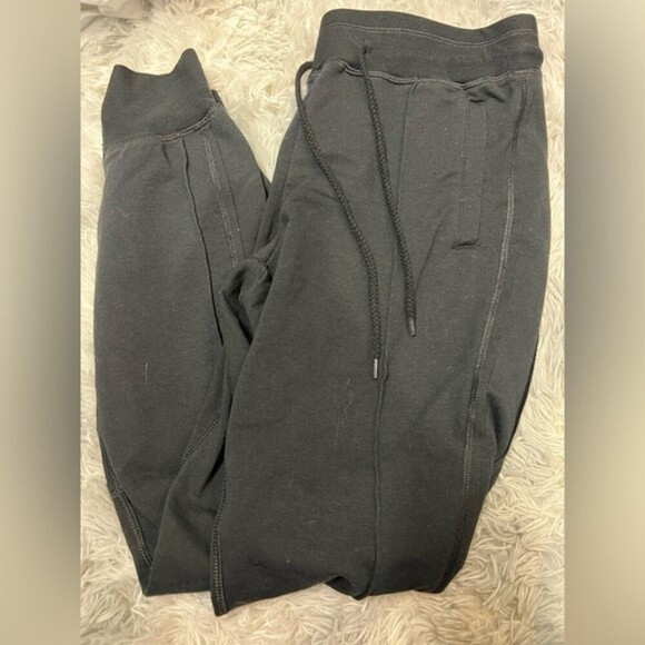 Danielle K black joggers Size M​ - Picture 1 of 5